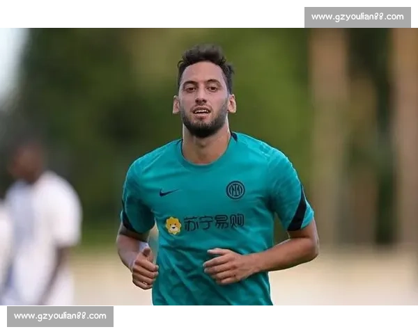 恰 20 经纪人赴伊斯坦布尔敲定转会 加拉塔萨雷 1500 万欧协议在望 恰 20 经纪人赴伊斯坦布尔敲定转会 加拉塔萨雷 1500 万欧协议在望